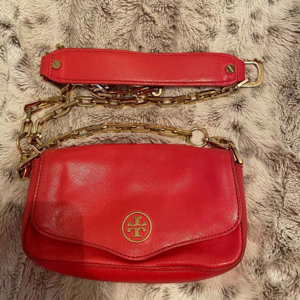 Tory Burch crossbody bag with gold chain